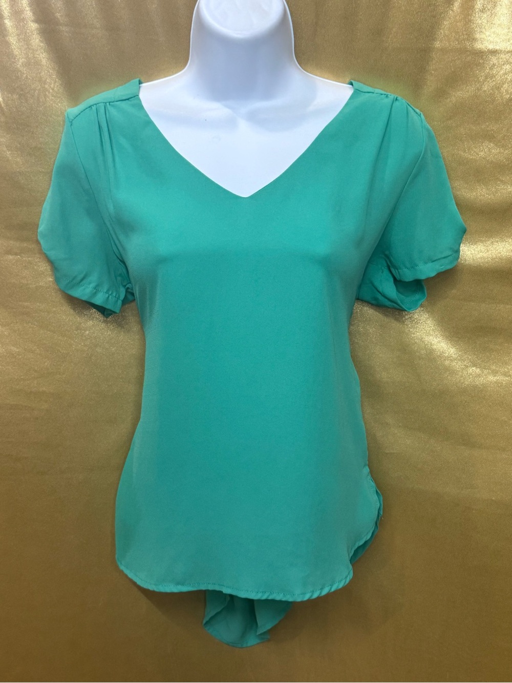 MERAKI Mint Green V-Neck Blouse | Pleated Short Sleeve Top, Size Small